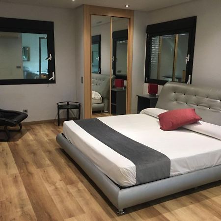 Hotel Fabrik Humanes de Madrid Exteriér fotografie